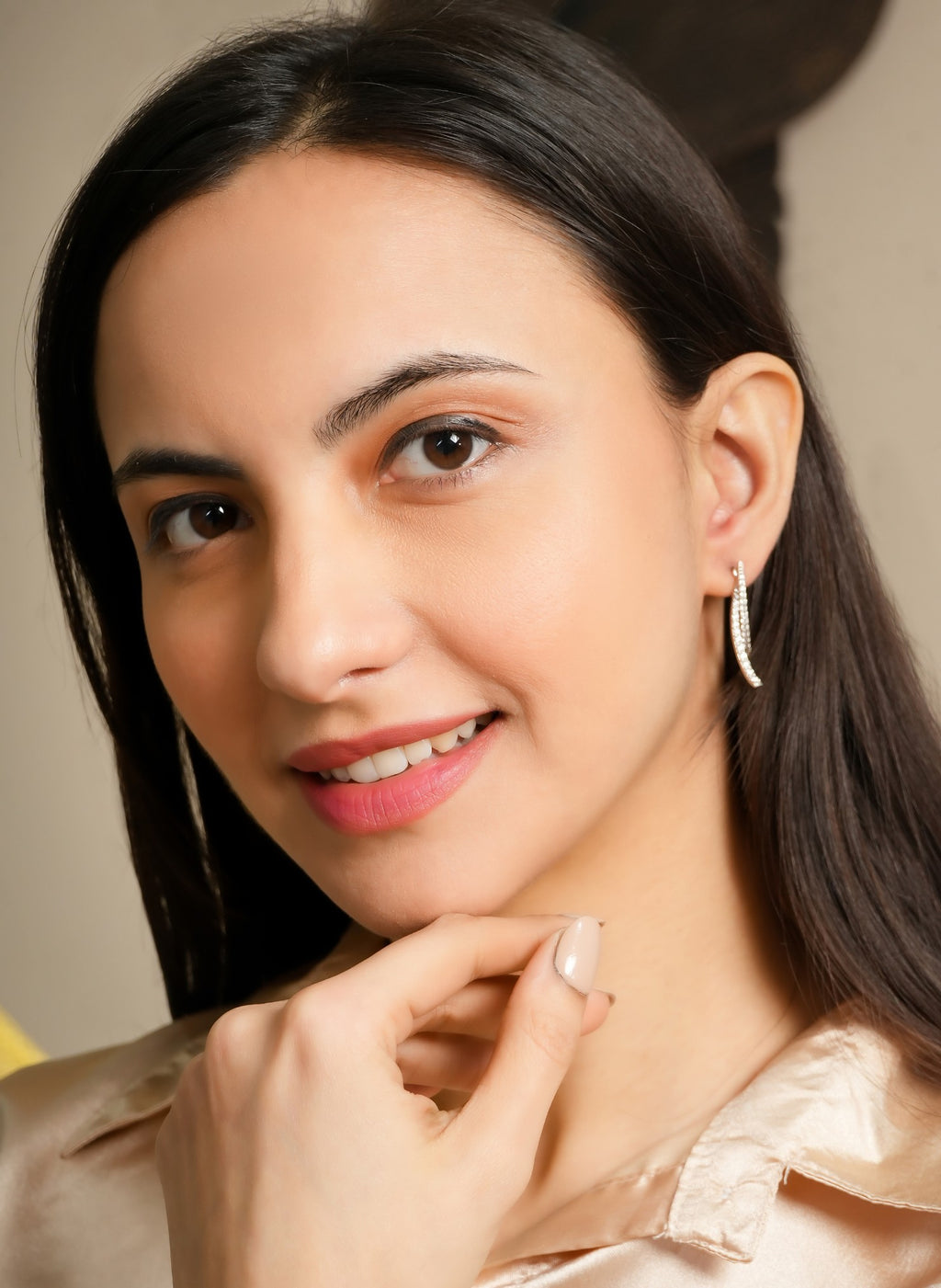 Céleste Curve Diamond Earrings