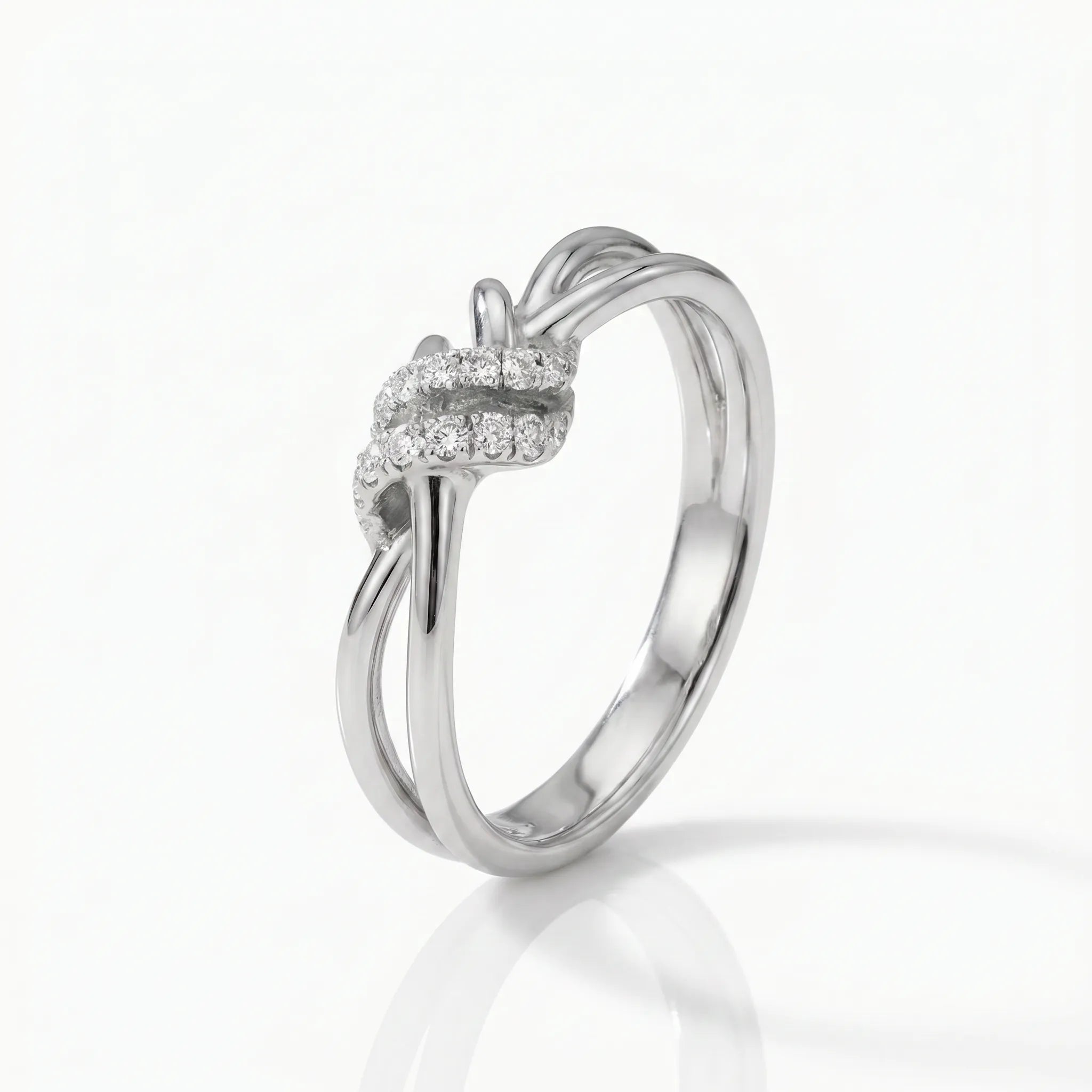 The Diamond Lien Knot Band